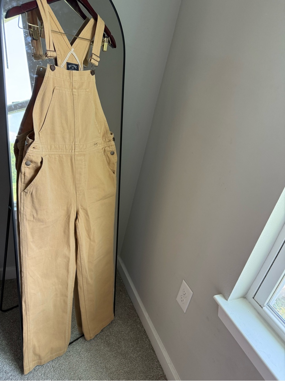 Billabong women’s overall like new medium